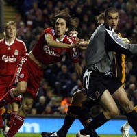 Hanya Seri, Gerrard Selamatkan Liverpool