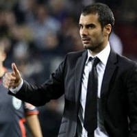 Guardiola: Tetaplah Menjejak Tanah