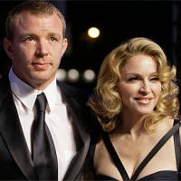 Madonna & Guy Ritchie Bersatu Lagi Demi Natal
