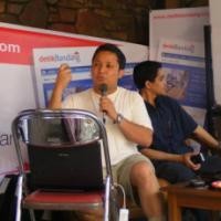 Mengembangkan Konten Lokal Modal Dengkul