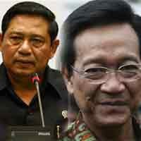 SBY dan Sri Sultan Bersalaman di Prambanan