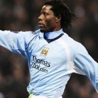 Transfer Benjani Ilegal, Portsmouth Dihukum  