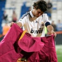 Belum Ditutup Pintu untuk Raul 