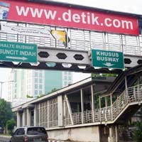 Halte Busway detikcom di Buncit