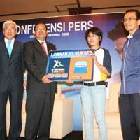 XL Garap TKI Bareng Celcom Malaysia