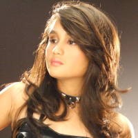 Cinta Laura Kesal Dengan Ibu-ibu Gemuk