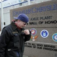 Chrysler Stop Produksi Sementara