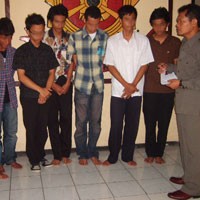 Gara-gara Terpengaruh Miras, 8 Pelajar SMA Hajar Temannya