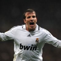 Ada Apa Denganmu, Van Der Vaart?