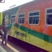 Lokomotif KA Bengawan Terbakar 