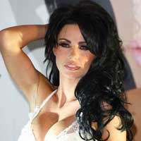 Launching Baju Tidur, Jordan Pamer Perut