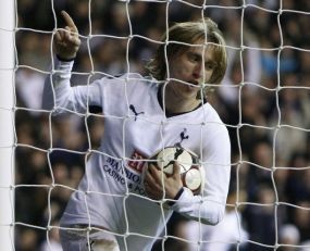  Spurs Singkirkan Spartak Moskow