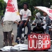 MK Tawarkan Uji Materi Sebagai Solusi Polemik UU BHP