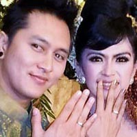 Yulia Rahman Siap Jadi Ibu RT