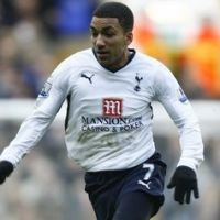 Ramos Cari Winger Kanan Inggris 