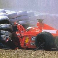 Schumi Siap Mati di Sirkuit 