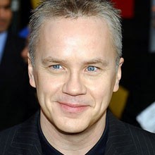 Tim Robbins Jadi Ayah Iron Man