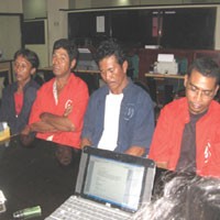 Gasak Kabel Las, Empat Sekawan Dibekuk