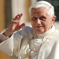 Bukan Sekali Paus Ingatkan Bahaya Homoseksualitas