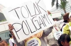 Masalah Poligami Banyak Dilakukan Orang Berpendidikan Tinggi 