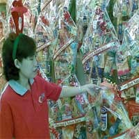 Jelang Natal, Penjualan Parcel Laris Manis