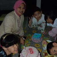 Kepala Istri Wawali Benjol Kejatuhan Plafon di Facebook