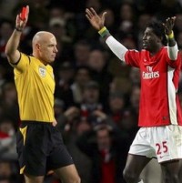 Lengan & Sikutmu Itu Lho, Adebayor