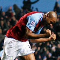 ONeill: Villa Layak Menang