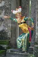 Bule-bule Pecinta Budaya Indonesia