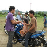 Nonton Semburan Lumpur di Gresik Cukup Bayar Seribu