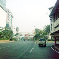 Libur Panjang, Jalanan Kota Pahlawan Lengang, Wuss.. 