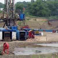 Semburan Lumpur di Sumur PetroChina Gresik Belum Teratasi