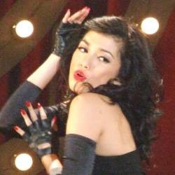 Ussy Sulistiawaty Merasa Bak Mariah Carey