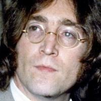Demi Laptop Murah, John Lennon Bangkit dari Kubur