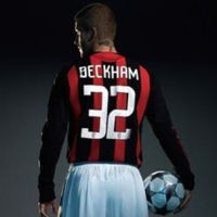 Dinho: Bisa Tinggal Lebih Lama, Becks?