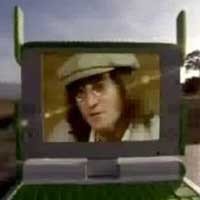 John Lennon Bangkit dari Kubur demi Laptop Anak