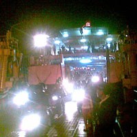 Rayakan Pergantian Tahun, Dermaga Ujung Surabaya Padat