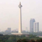 5 Menit Menikmati Kemeriahan Pergantian Tahun di Monas