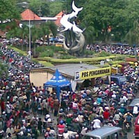 Rayakan Tahun Baru, KBS Diserbu Wisatawan