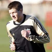 Kembali Berlatih, Gerrard Banjir Dukungan