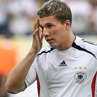 Bayern Rusak Kisah Podolski