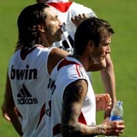 Demi Beckham, Pirlo Rela Tak Dimainkan