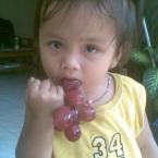 Mutia Riswandani, 2,3 Tahun; Perempuan; f