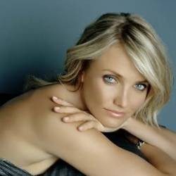 Cameron Diaz Nongol di Golden Globe Awards