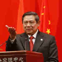 SBY: Angkutan, Minyak Goreng, Daging Sapi Turun Harga