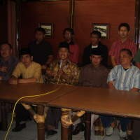 Ketua NU Bandung Minta Relawan Urungkan Niat Pergi ke Palestina  