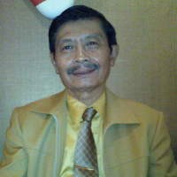 Soehandojo Tak Malu Lagi Pakai Seragam Hanura