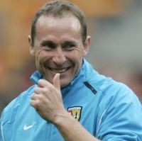 Papin Pakai Sepatu Lagi 