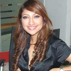 Roy Suryo: Rahma Azhari Didzalimi Farhat Abas