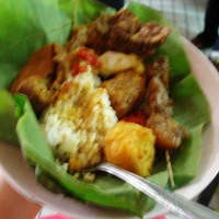 Sega Jamblang yang Bikin Ketagihan